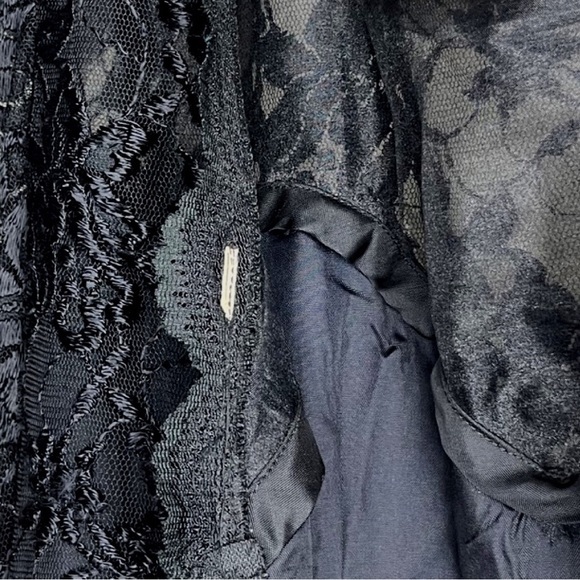 Vintage 1980's Black Balloon Lace Dress - Picture 12 of 12